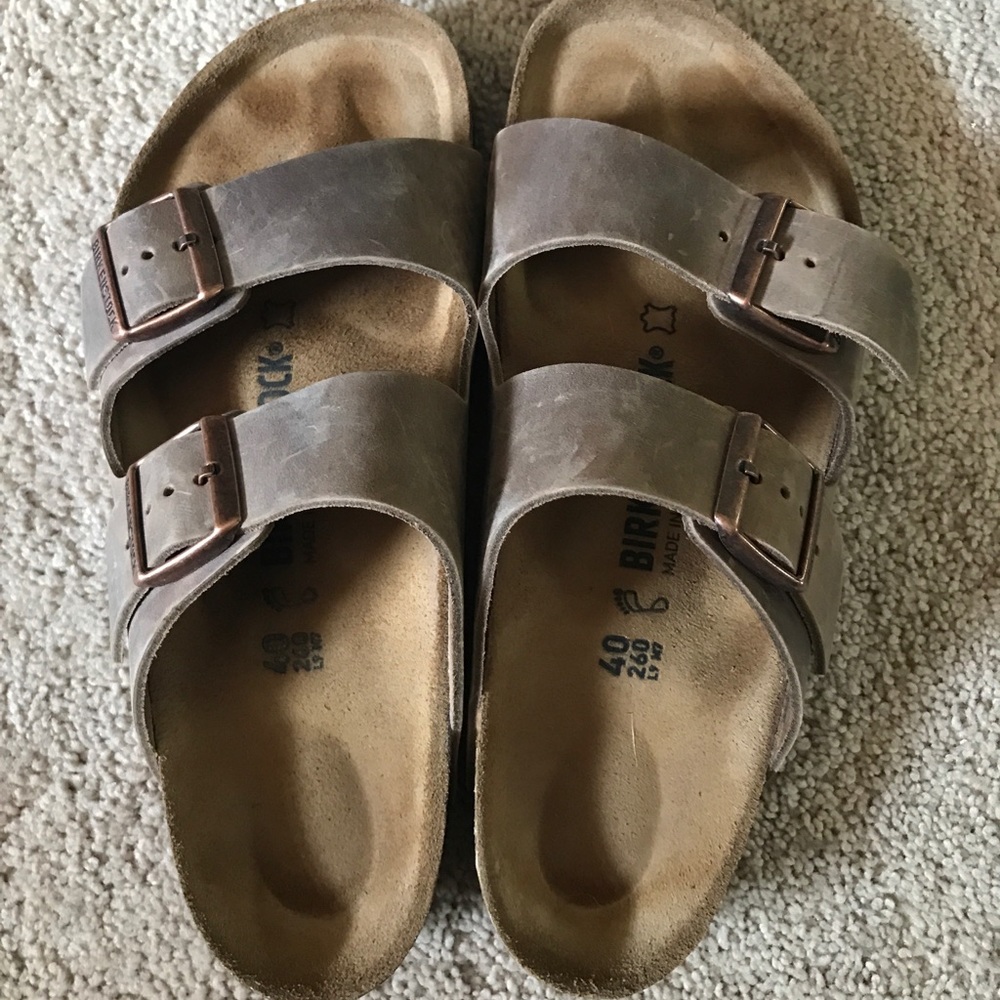 Birkenstock Arizona in Tabacco Brown